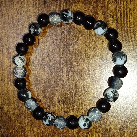 ❌SOLD❌ Bundle of 4 Glass Bead Bracelets - Picture 11 of 13